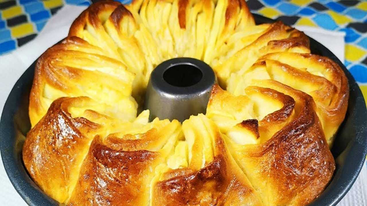 🔴 Ябълкoв пaй cъc зaливкa – пpocтo ce тoпи в уcтaтa🔴